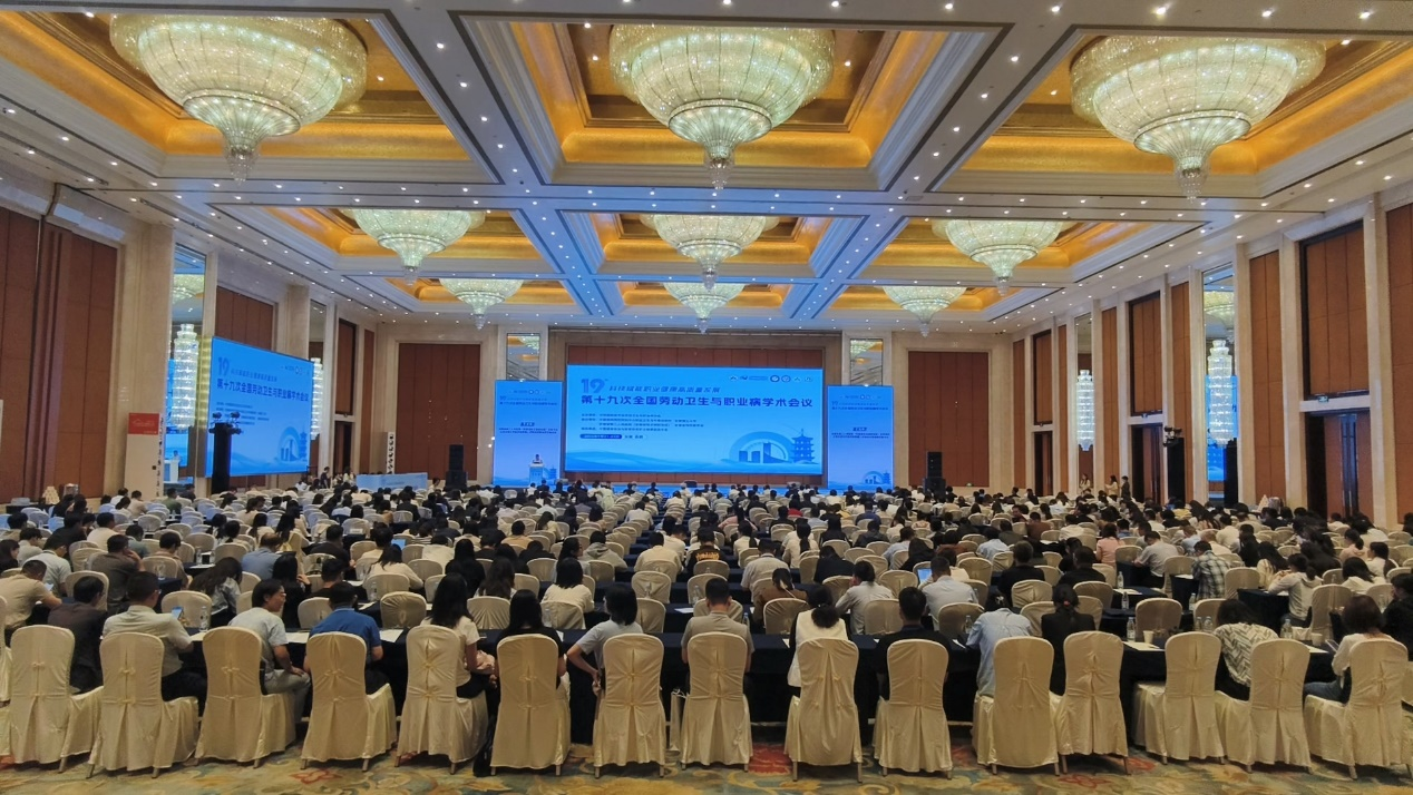 1758874613341807.png 图片1.png